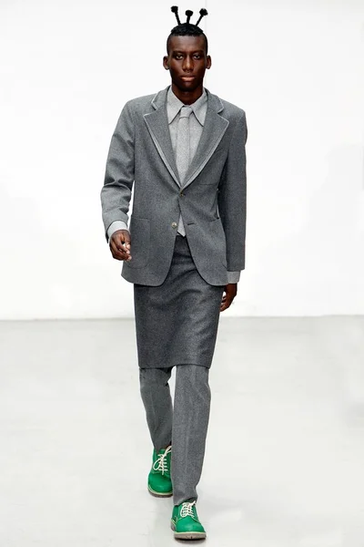 Look 4